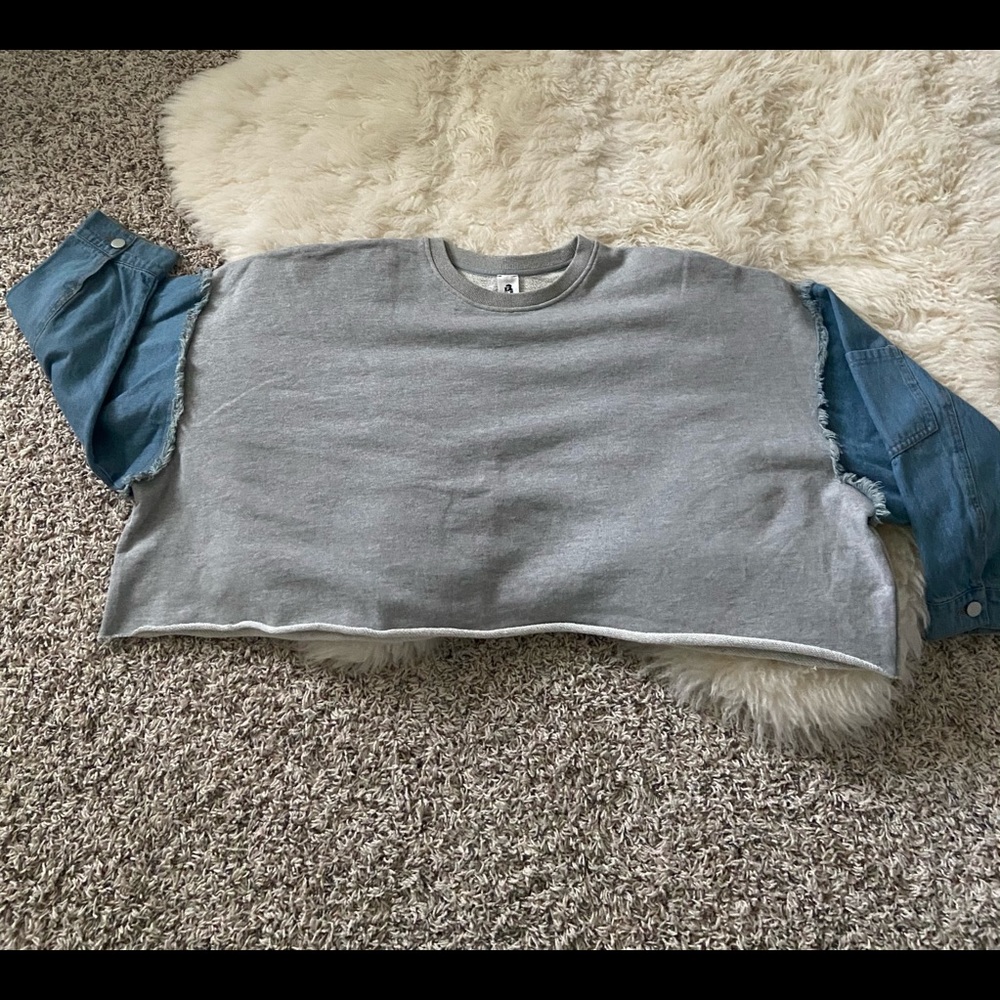 Lonna denim sleeve distressed cotton pullover